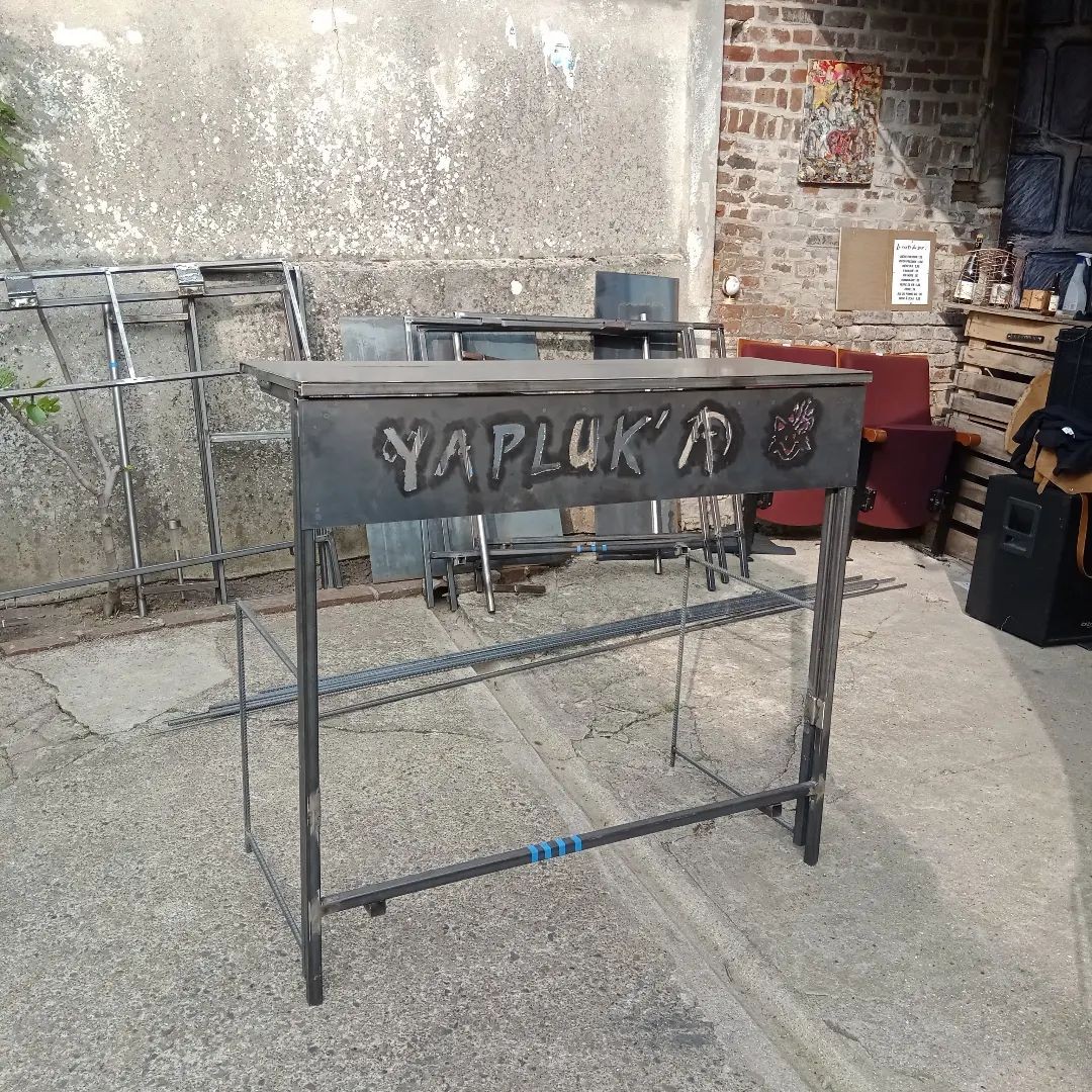 Bar repliable